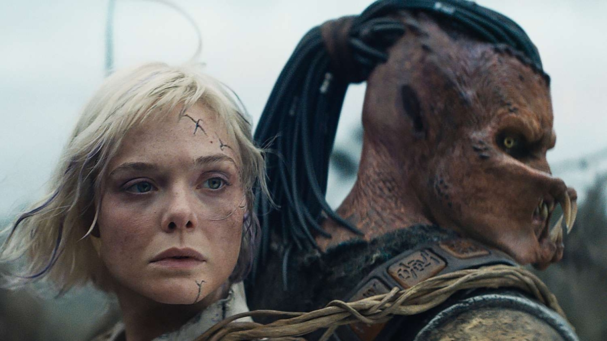 Elle Fanning: «Ho imparato ad essere coraggiosa. Le donne della mia famiglia mi hanno mostrato come si fa»