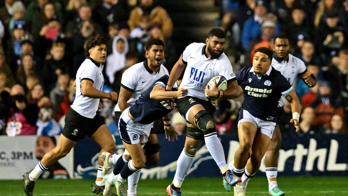 Denti di balena, colpi di stato e conti in rosso: i tour europei delle Figi, dove il rugby