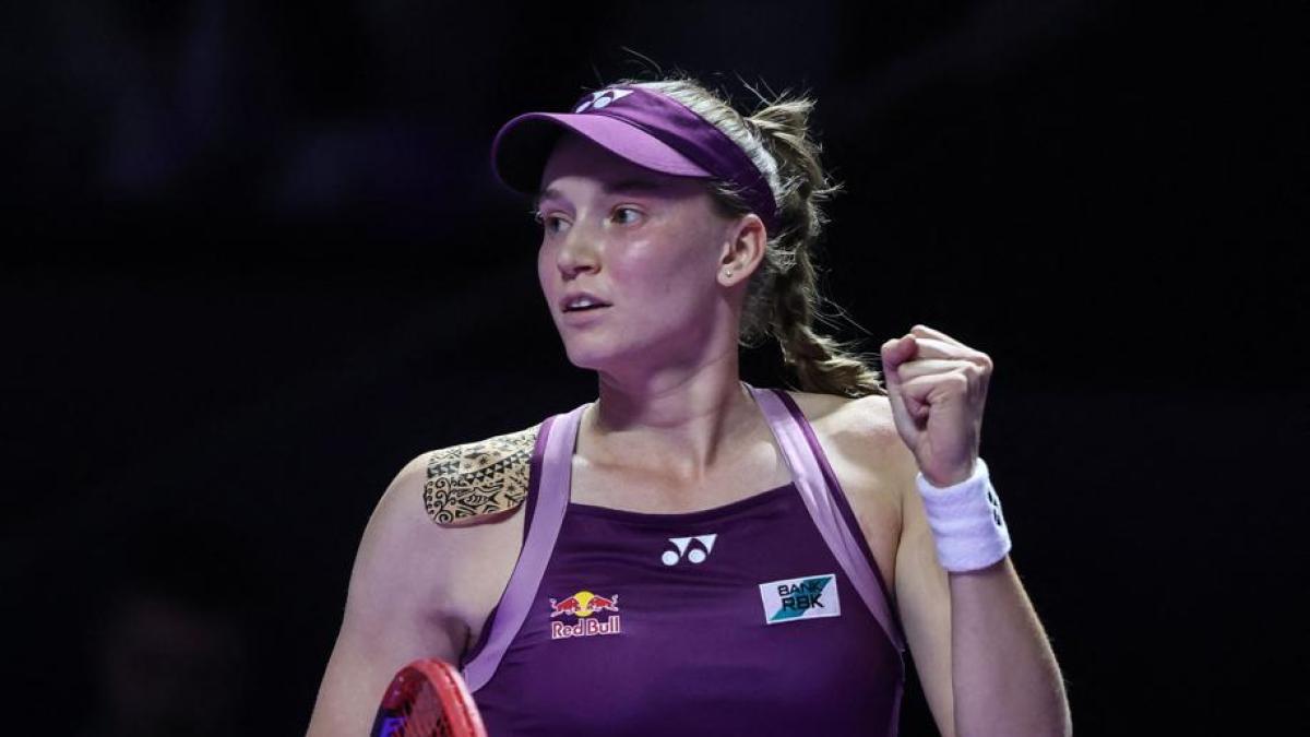 Wta Finals: Rybakina batte Pegula in tre set e conquista la sua prima finale