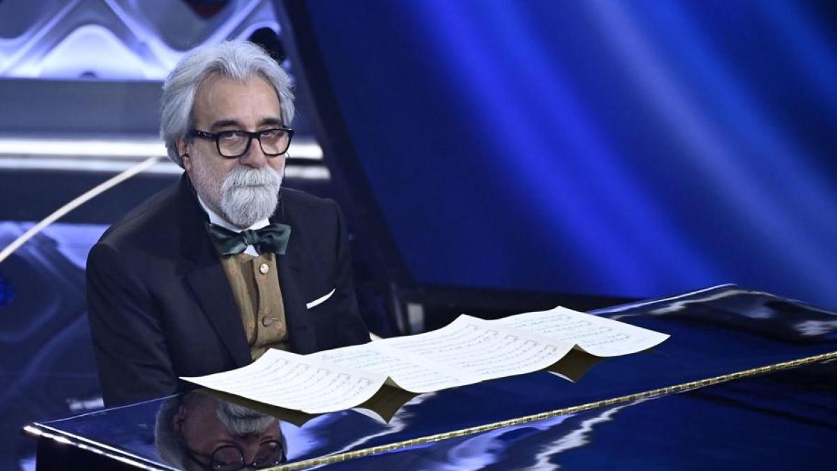 I messaggi di addio a Vessicchio, Fiorello: «Ti abbiamo amato tutti». Fazio: «Sconvolto». Il dolore di Amadeus
