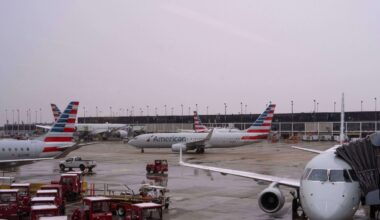 Shutdown e maltempo, così i cieli Usa sono stati vicini al collasso: 3 mila voli cancellati in un giorno