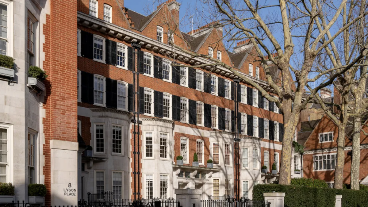 Londra, la moglie di Jack Ma compra l’ex ambasciata italiana a Belgravia per 22 milioni di euro