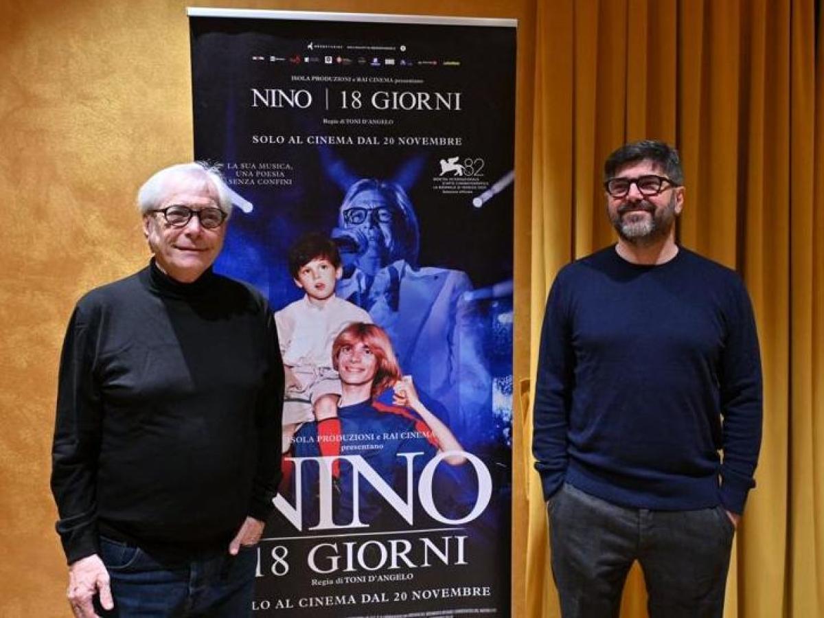 Nino D'Angelo: «Capii che ero povero quando il parroco mi disse di tenermi i soldi delle elemosine»