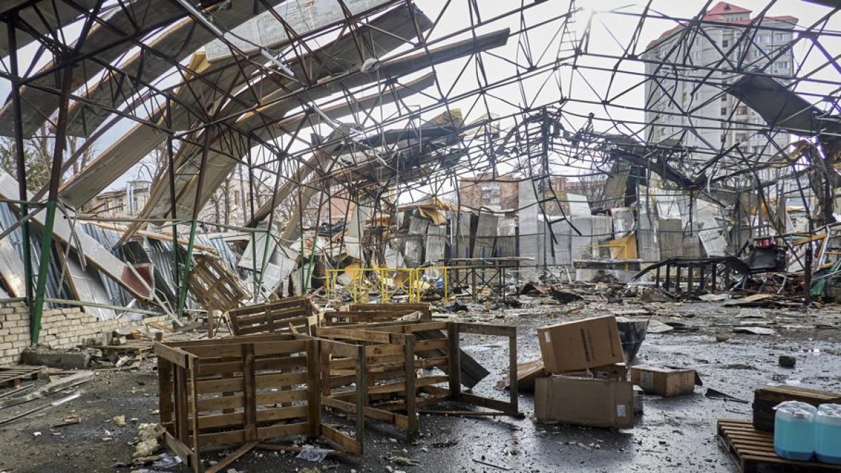 Ucraina - Russia, le notizie sul conflitto in diretta | Zelensky: «La decisione sul ritiro da Pokrovsk spetta ai militari - Corriere della Sera