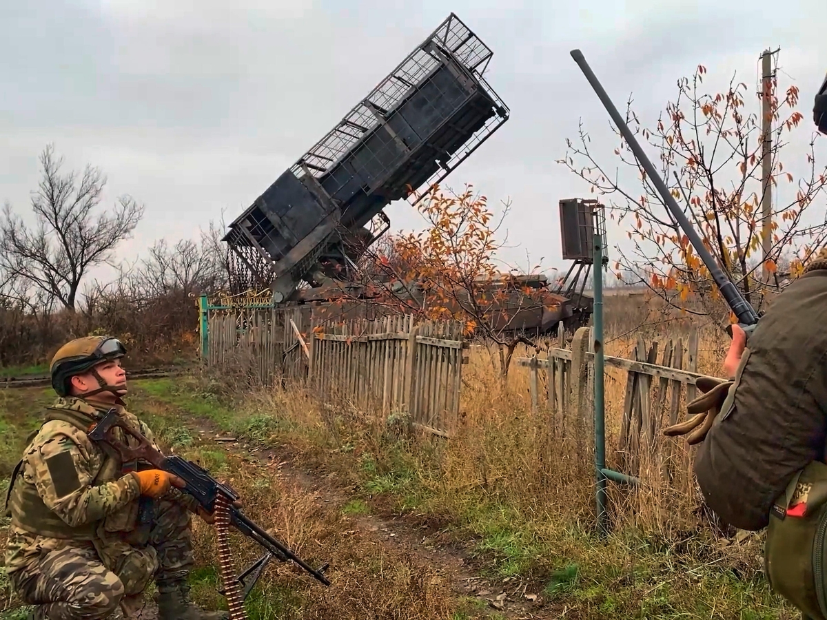Ucraina - Russia, le notizie sul conflitto in diretta | Il sindaco di Kiev: «Ci stiamo difendendo da un massiccio attacco aereo russo». Centinaia di missili e droni sulla capitale