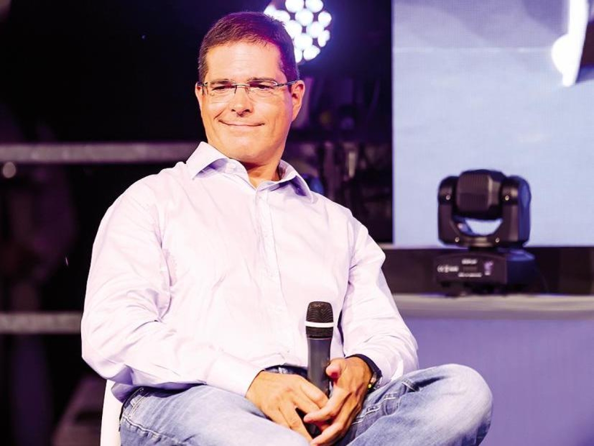 Daniele Capezzone: «Gli diedi del lei, Pannella si infuriò. I miei anni accanto a Berlusconi. Io bisessuale? No e odio le etichette, Bowie e Mercury sono esempi»