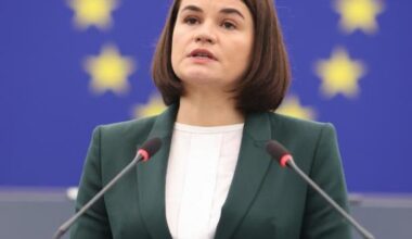 Tikhanovskaya, leader dei dissidenti bielorussi: «Kiev combatte per tutti noi, dobbiamo aiutarla a vincere. Non siamo satelliti di Mosca: l’epoca sovietica è finita»