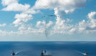 Gli Usa pronti a colpire il Venezuela con robot-soldati e navi da guerra