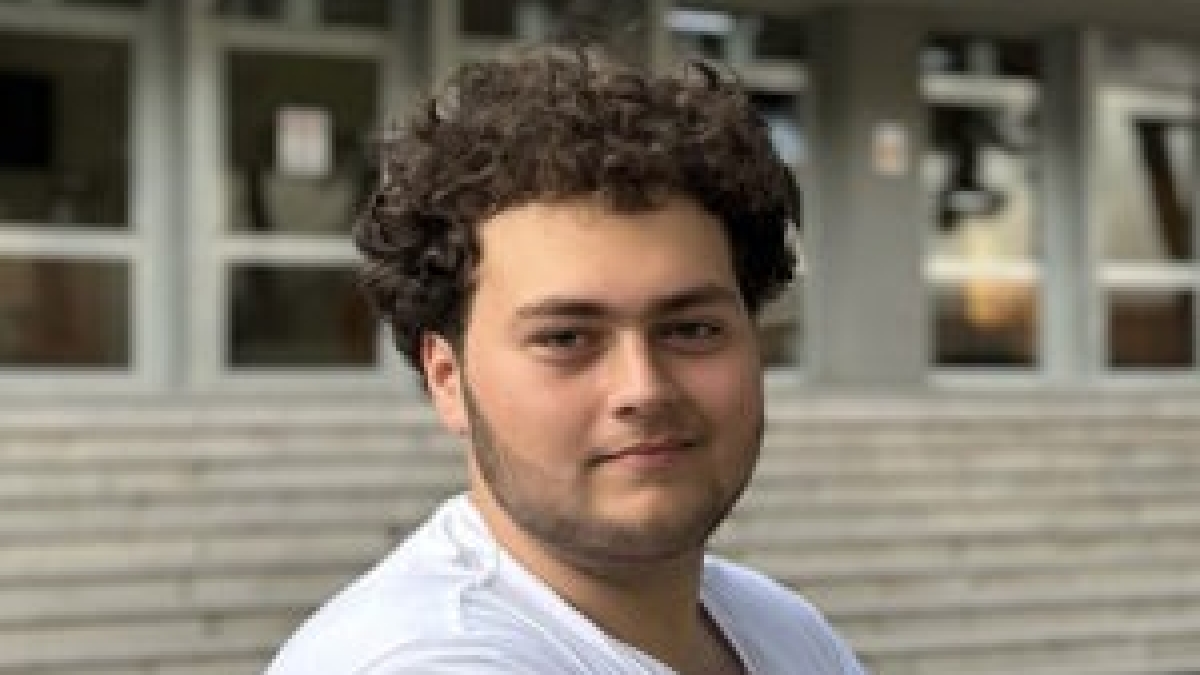 Vicenza, Domenico Merlino a 19 anni è già prof di ruolo alle superiori: «Voti alti al concorso e nessun pregiudizio»