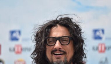 Alessandro Borghese compie 49 anni: era a bordo della nave Achille Lauro quando naufragò, chi è sua moglie, 7 segreti