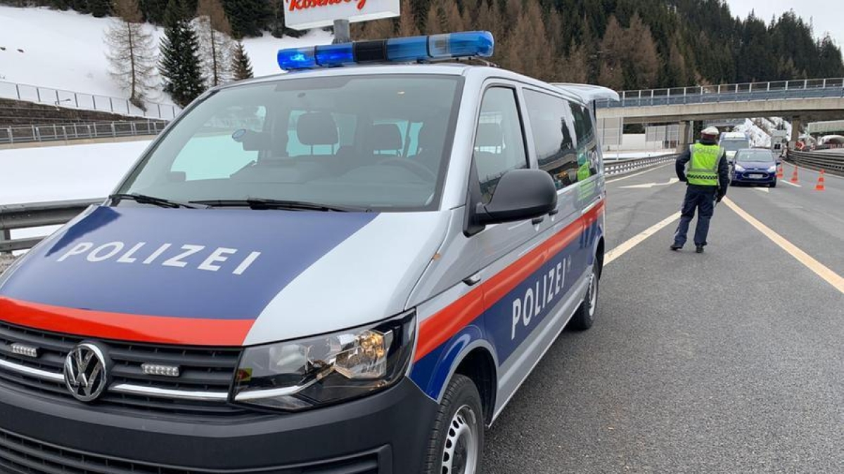Innsbruck, mamma e figlia di 10 anni trovate morte in una cella frigorifera: la polizia ha arrestato un 55enne e il fratello