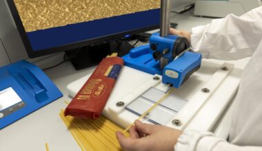 Barilla, il nuovo centro da 20 milioni per la pasta del futuro: ingegneri, assaggiatori, «nasi» elettronici (e anche 10 anni di ricerca)