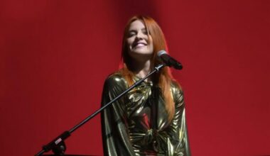 Noemi: «Sono una gran nostalgica. Oggi tutto corre, rimpiango profondità e contenuti»