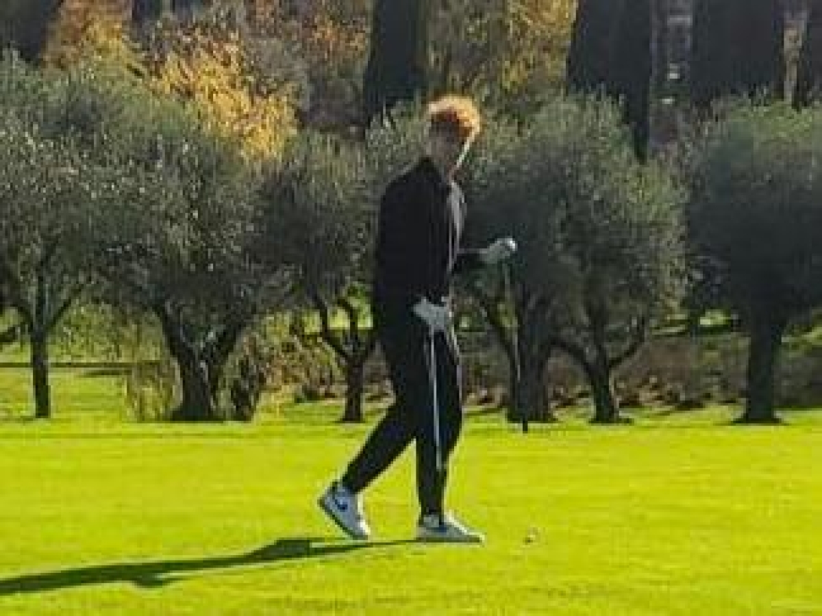 Jannik Sinner, le vacanze iniziano a Brescia sul Garda: il relax nel resort di lusso a Salò, poi lo svago con il golf a Soiano