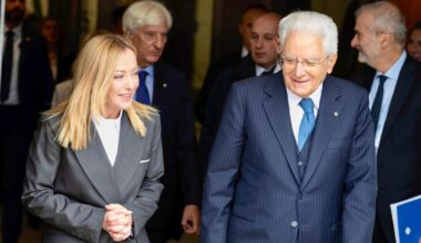 Meloni al Quirinale, in corso l'incontro con il capo dello Stato Mattarella dopo le polemiche sul «piano del Colle contro di lei»