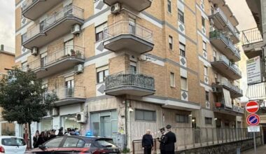 San Paolo Bel Sito, la 23enne Noemi Riccardi uccisa a coltellate dal fratello: il giovane mostra in videochiamata il cadavere alla madre