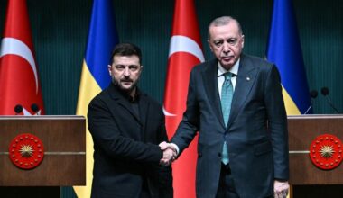 Esercito dimezzato, via il Donbass: il piano Usa-Russia è la resa dell'Ucraina