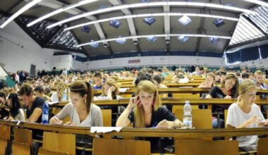 Test Medicina 2025, al via il primo appello d'esame per gli iscritti al «semestre filtro». Ne passerà poco più di uno su tre