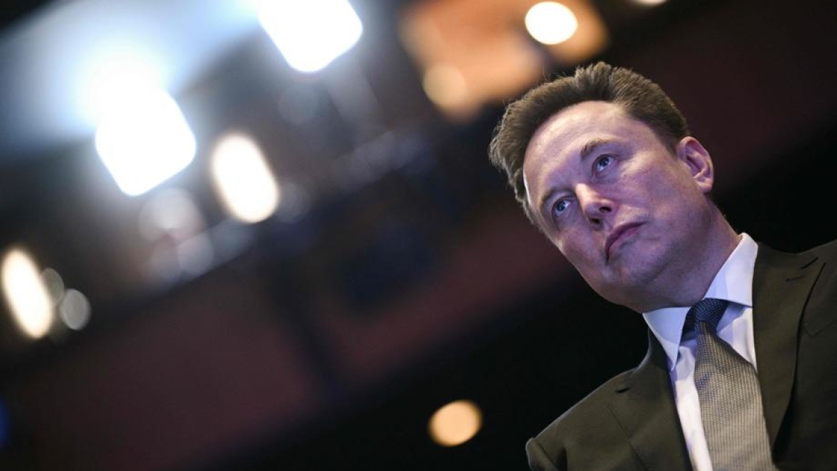 Il nuovo mondo dell’Ai secondo Musk: il lavoro sarà «opzionale» e il denaro «irrilevante» (con l’idea del reddito universale)