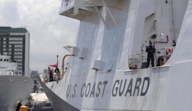 La Guardia Costiera Usa: «La svastica non sarà più un simbolo d'odio, cambia la classificazione»