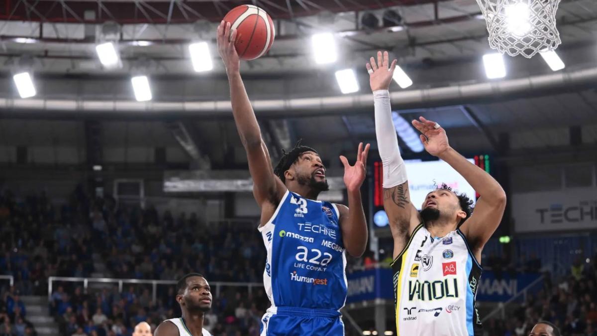 Basket serie A: Brescia-Cremona 83-72