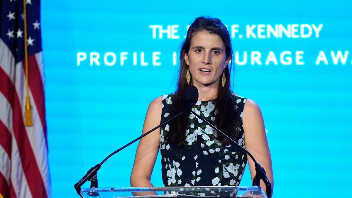 Kennedy, la figlia di Caroline racconta la sua battaglia contro la morte e attacca lo zio no vax