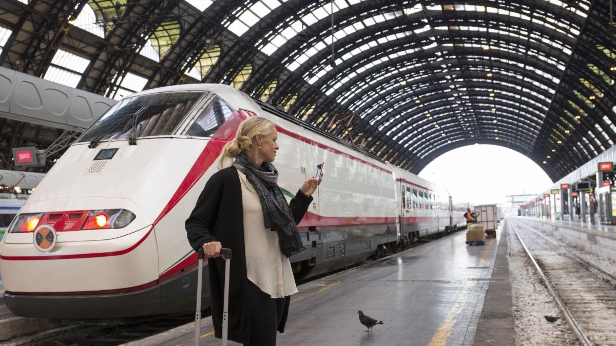 Treni, nel 2027 arriva il terzo operatore sull’alta velocità: ecco come cambieranno i trasporti in Italia