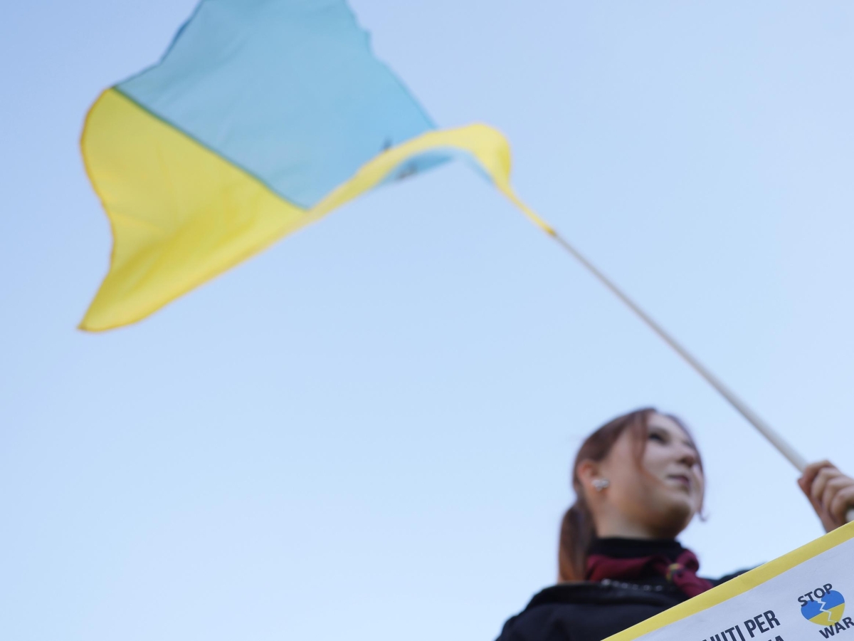 Così Putin vuole bloccare i fondi per l'Ucraina. Le esche e le trappole del Cremlino: «Altrimenti Kiev potrebbe resistere altri 2 anni»