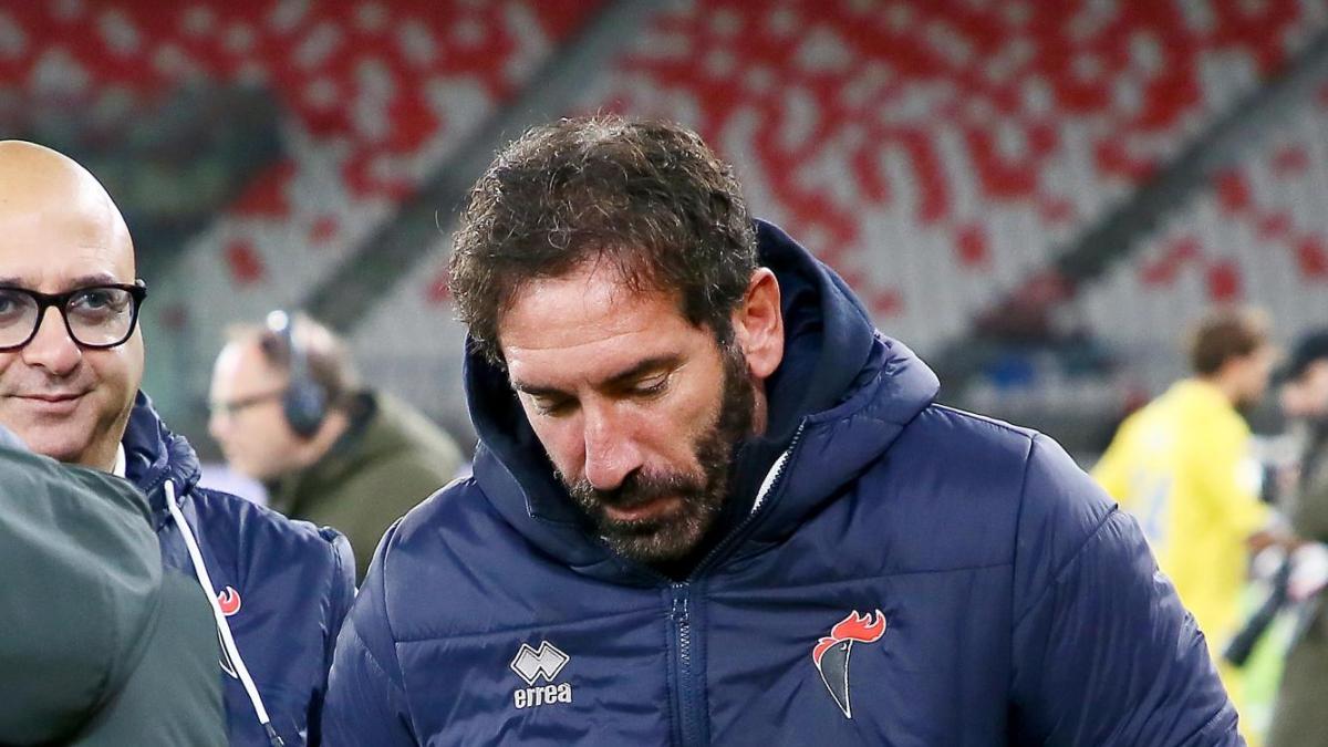 Bari, esonerato Caserta. Al suo posto Vivarini