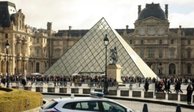 Furto al Louvre, preso anche il quarto rapinatore. L'amicizia con gli altri tre arrestati e la storia di Doudou, il ladro gentiluomo