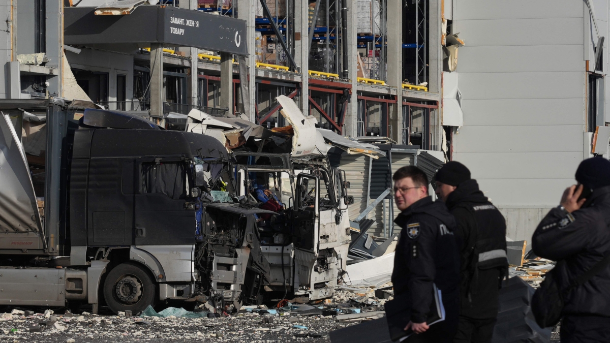 Ucraina - Russia, le notizie sul conflitto in diretta | Trump: «I russi stanno facendo concessioni per arrivare alla fine della guerra»