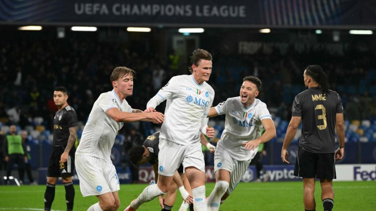 Napoli-Qarabag risultato 2-0: rete di McTominay e autorete di Jankovic, Conte si rilancia in Champions