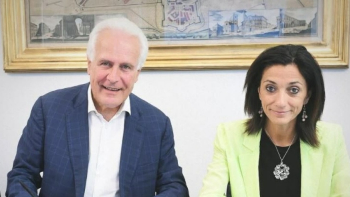 Nuovi dettagli sul «guaio» della patente ritirata a Cristina Manetti: Giani la raggiunse dopo la multa e poi l'accompagnò in Prefettura