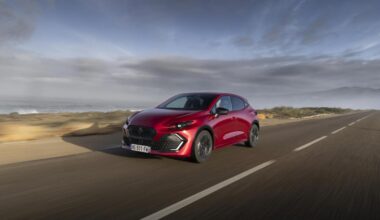 Nuova Renault Clio: prova, consumi, scheda tecnica e prezzo