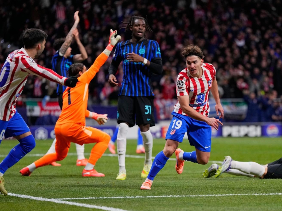Gol annullato e poi dato con la Var a Julian Alvarez in Atletico Madrid-Inter: cosa è successo