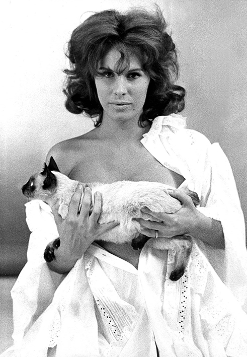 Io, l’Ornella, e la mia voce particolare che un’amica di mamma scoprì e Strehler amò