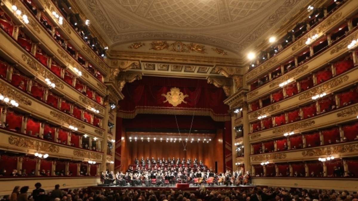 Teatro alla Scala condannato per il licenziamento della maschera che gridò «Palestina libera»