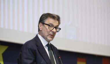 Manovra, da Irap e polizze un miliardo in più. Le banche protestano: «Ci aspettiamo più rispetto»