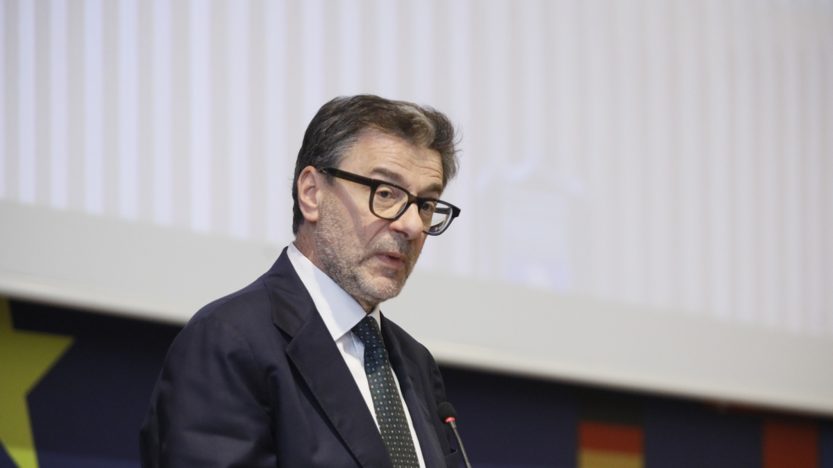 Manovra, da Irap e polizze un miliardo in più. Le banche protestano: «Ci aspettiamo più rispetto»