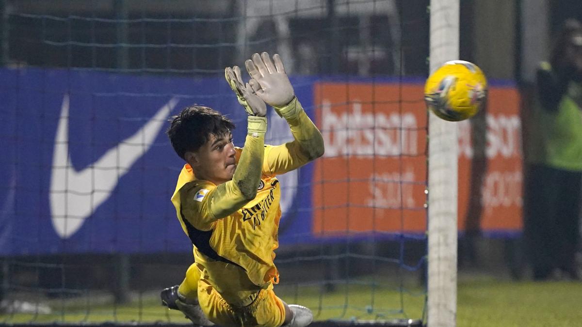 Longoni studia da... Maignan: il Milan si gode il suo baby pararigori