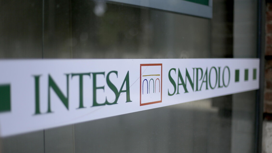 Intesa Sanpaolo spinge la crescita delle Pmi con nuova strategia - Eventi