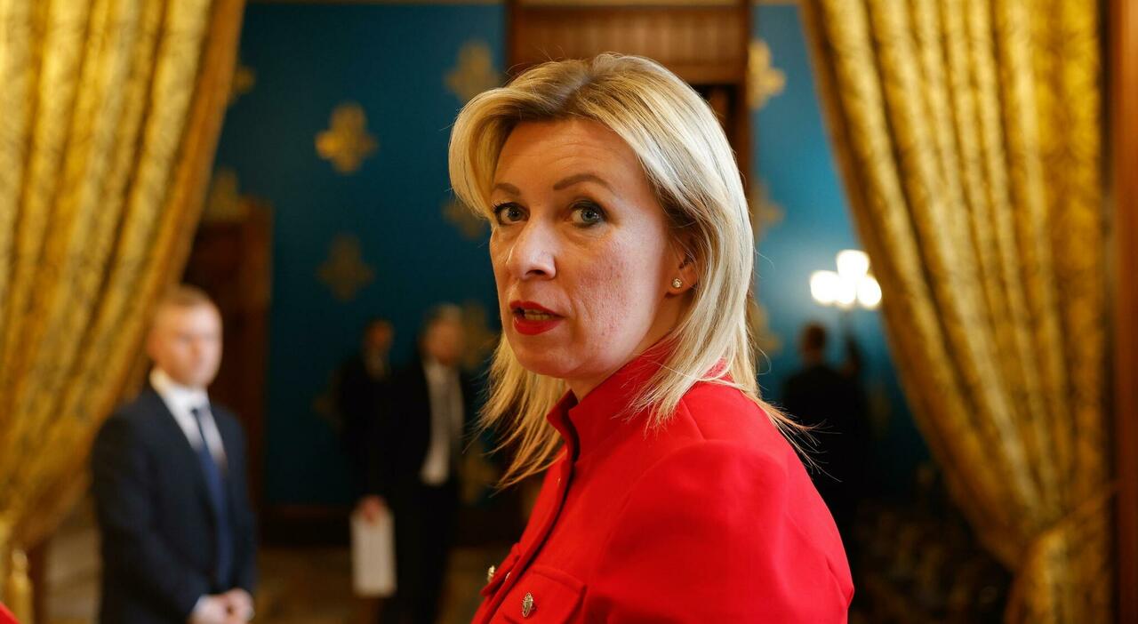 «L'Italia cadrà se continuerà a finanziare l'Ucraina». La Farnesina convoca l'ambasciatore