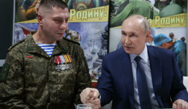 Putin, le navi della flotta ombra sotto attacco: le tattiche «disperate» per salvare il petrolio