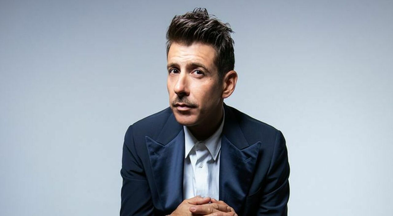 «Sei superdotato?». La risposta sorprendente del cantante