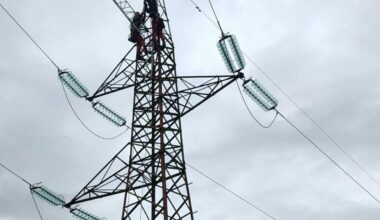 Frattamaggiore, addio vecchi tralicci, parte il programma per la demolizione