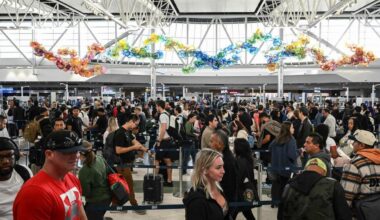 Usa, effetto shutdown: migliaia di aerei a terra. Sospesi i buoni pasto