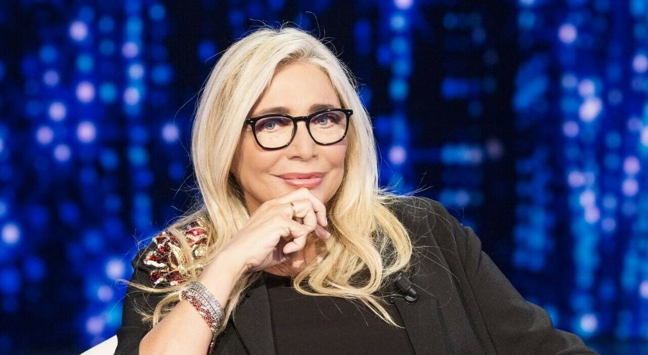 «Finita Domenica In vado a fare l'intervento. Chiedo scusa se perderò dei colpi». Cosa è successo a Mara Venier - Il Messaggero