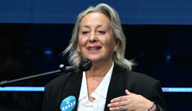 Carolyn Smith: «Ieri sono stata malissimo per le sedute di radioterapia. Con Re Carlo abbiamo parlato dei nostri tumori» - Il Messaggero