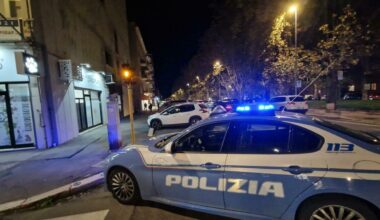 la vetrina sfondata con l'“ariete” e la fuga (in Maserati) col bottino di oltre 45mila euro