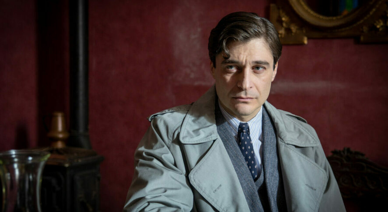 Napoli tra luce, sangue e verità